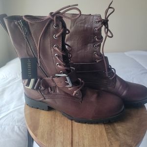 Forever 21 boots, sz. 7, wine color, never worn